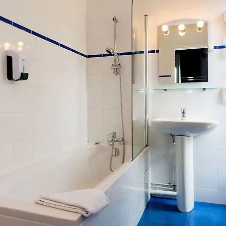 Odessa Montparnasse Hotel