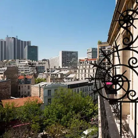 Odessa Montparnasse Szálloda 2*