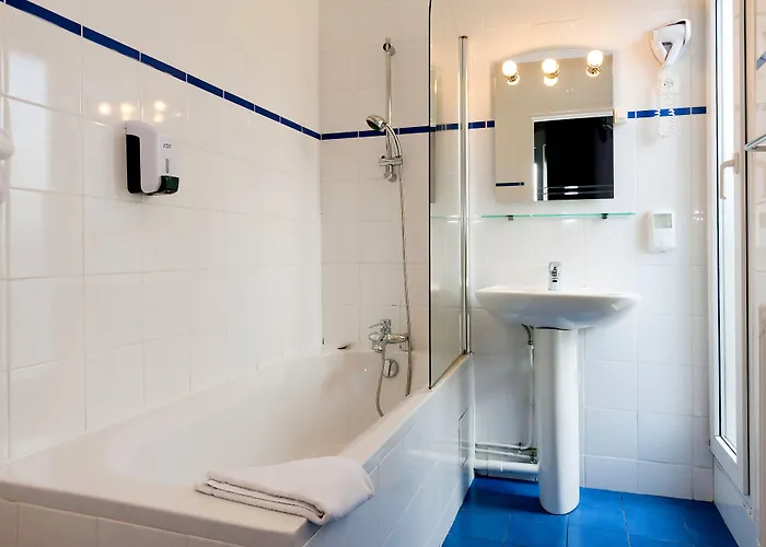 Odessa Montparnasse Hotel