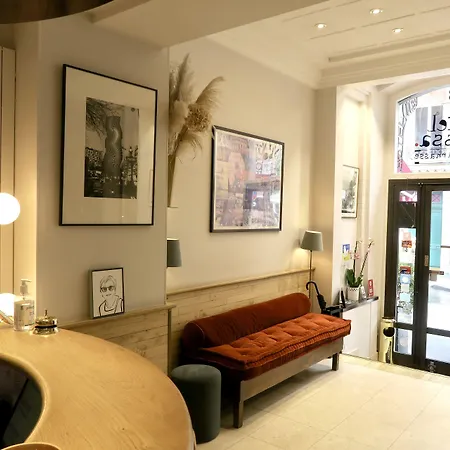 Odessa Montparnasse Hotel