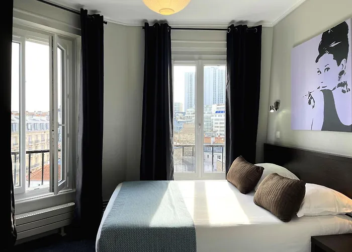 Hotel Odessa Montparnasse 2*