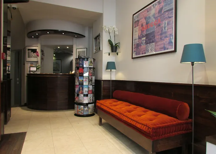 Odessa Montparnasse 2* פריז