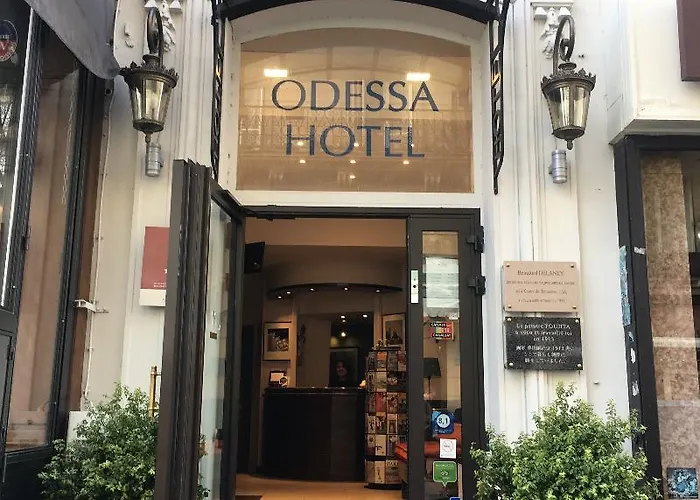 Odessa Montparnasse מלון 2*